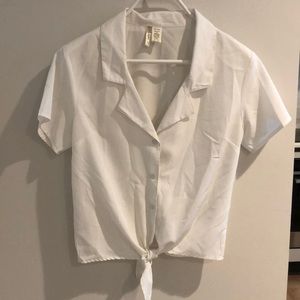 Worn once! - JAPNA Cropped Tie Front Short Sleeve Button Down